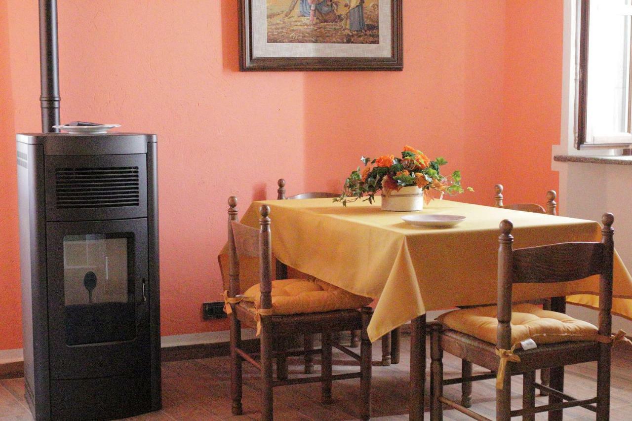 La Rocca Di Efisio Aparthotel Costigliole d’Asti Kültér fotó
