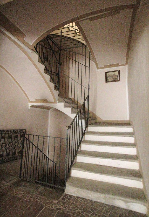 La Rocca Di Efisio Aparthotel Costigliole d’Asti Kültér fotó