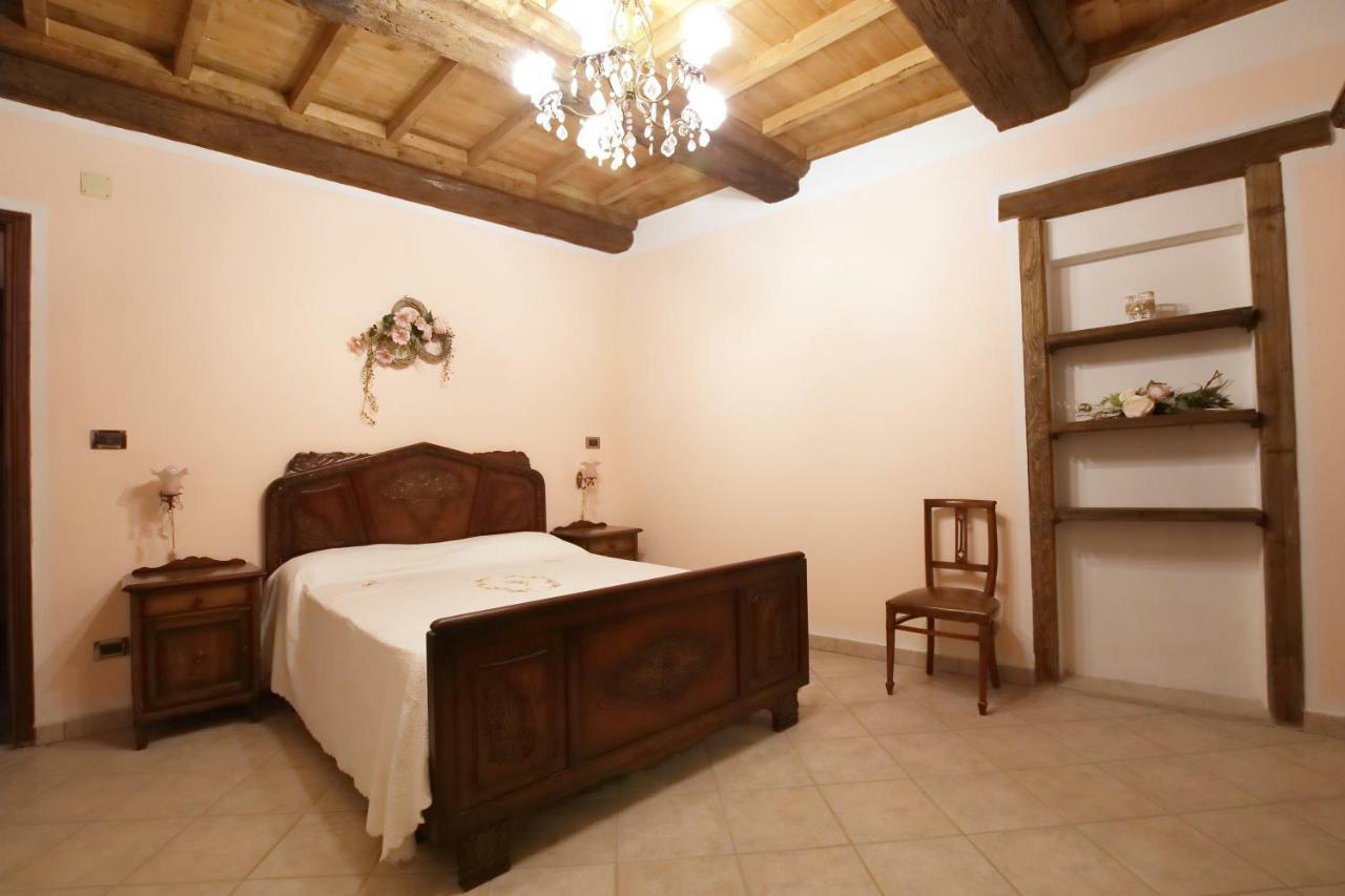 La Rocca Di Efisio Aparthotel Costigliole d’Asti Kültér fotó